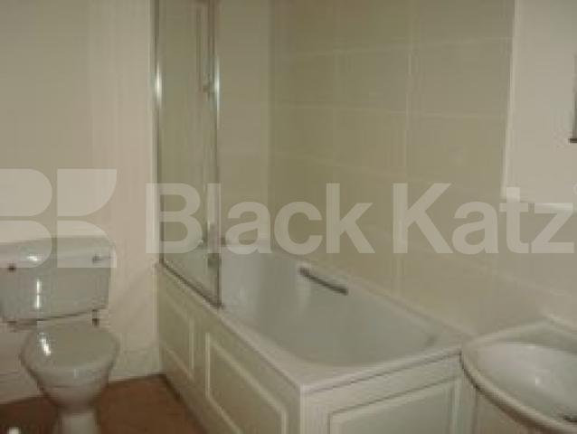 			VIEWINGS HIGHLY RECOMMENDED, 2 Bedroom, 1 bath, 1 reception Flat			 Mansfield Road, BELSIZE/HAMPSTEAD HEATH